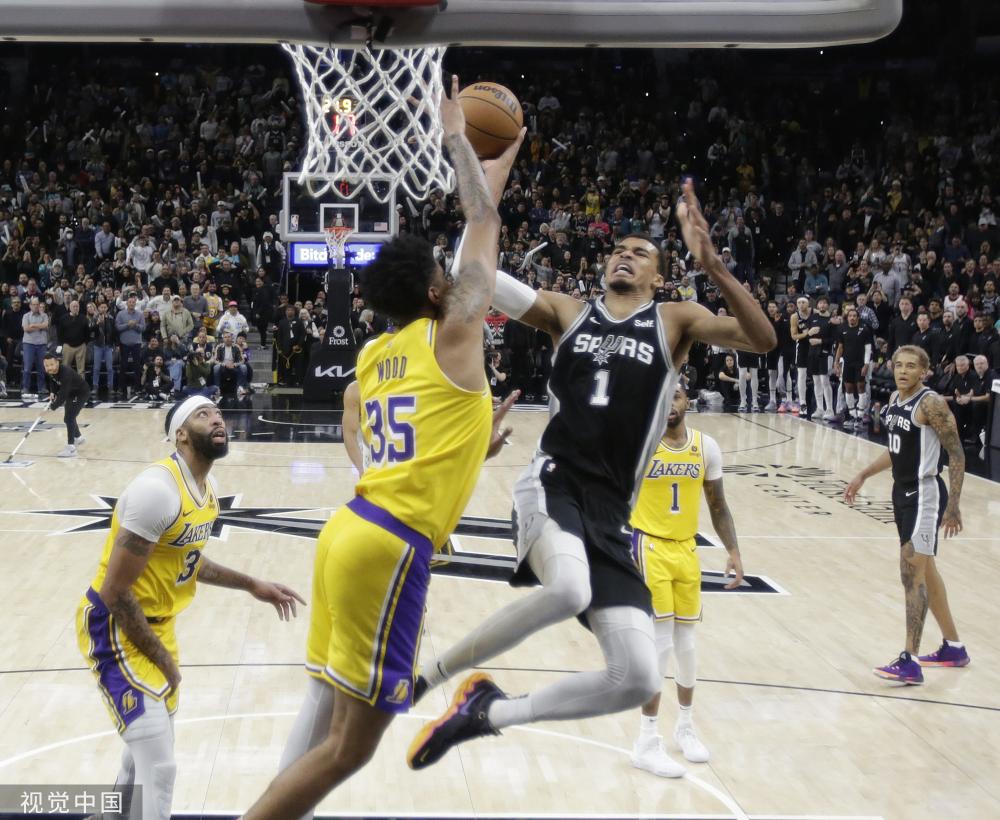 晋级背后的 晋级背后的